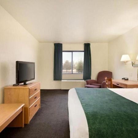 Travelodge By Wyndham Alpine Extérieur photo