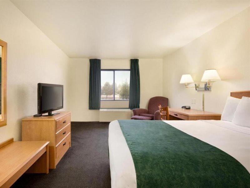 Travelodge By Wyndham Alpine Extérieur photo