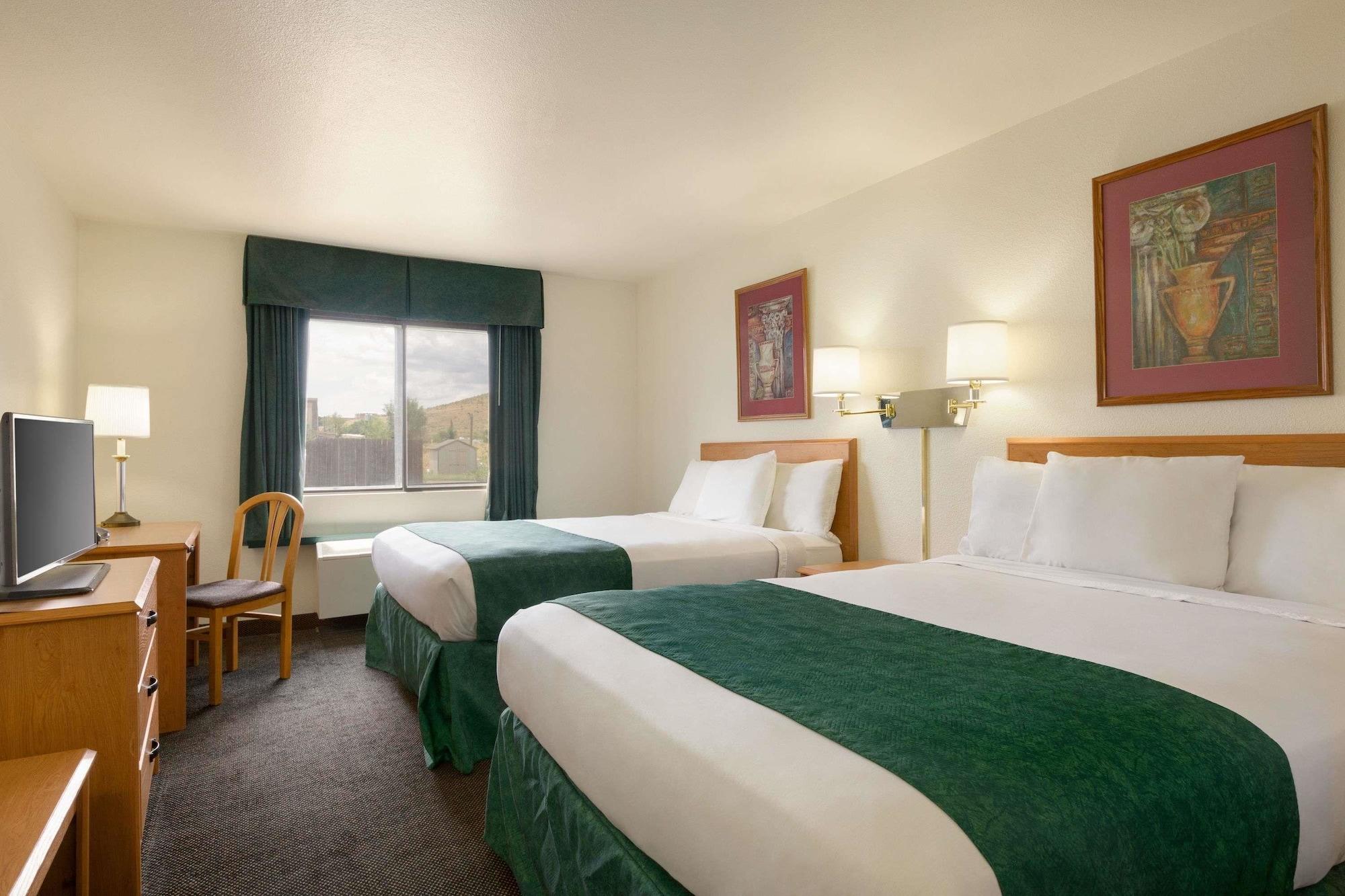 Travelodge By Wyndham Alpine Extérieur photo