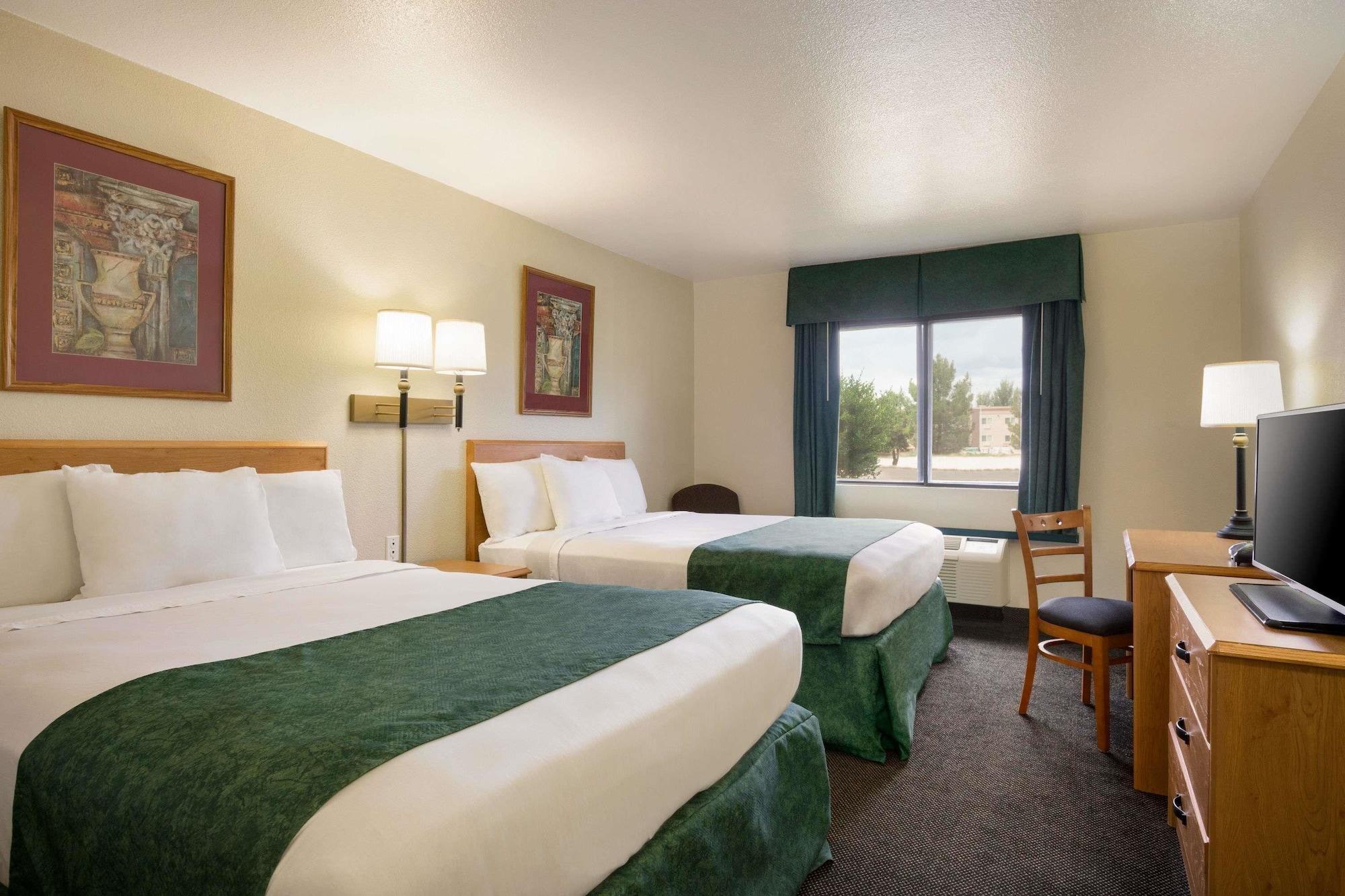 Travelodge By Wyndham Alpine Extérieur photo