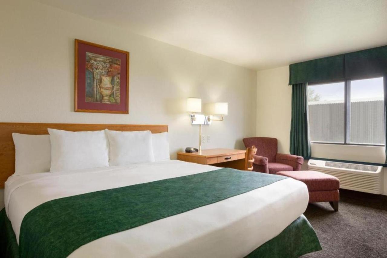 Travelodge By Wyndham Alpine Extérieur photo